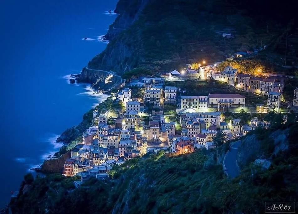 Apartmán La Casa Delle Rondini La Spezia Exteriér fotografie